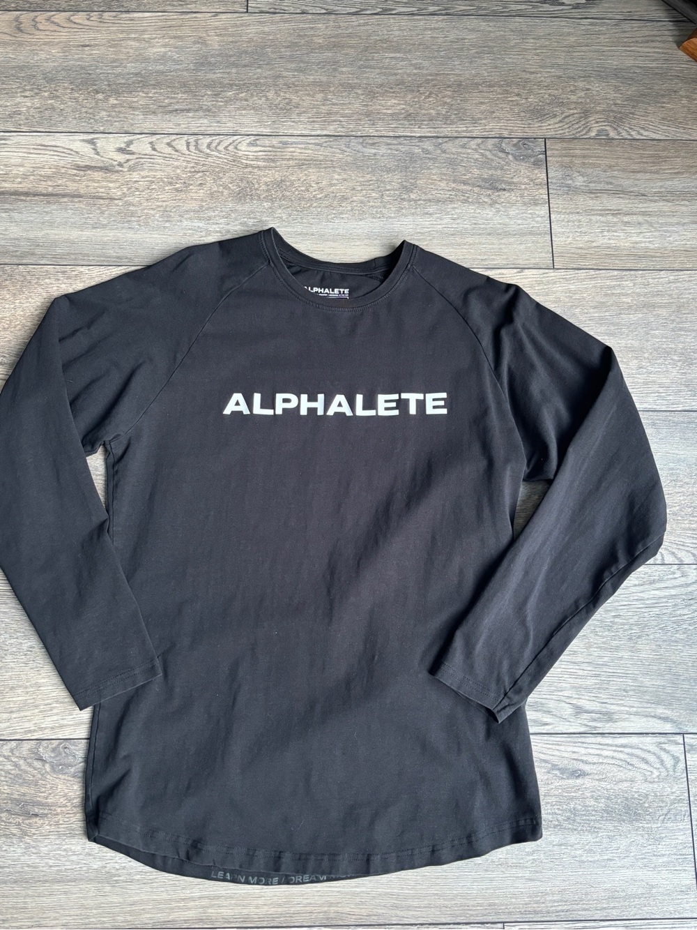 Men’s Alphalete Long Sleeve Logo T Shirt Top Black Cotton Crewneck Sz Medium